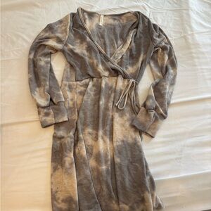 Gray and Cream Long Sleeve Scoop Neck Gown